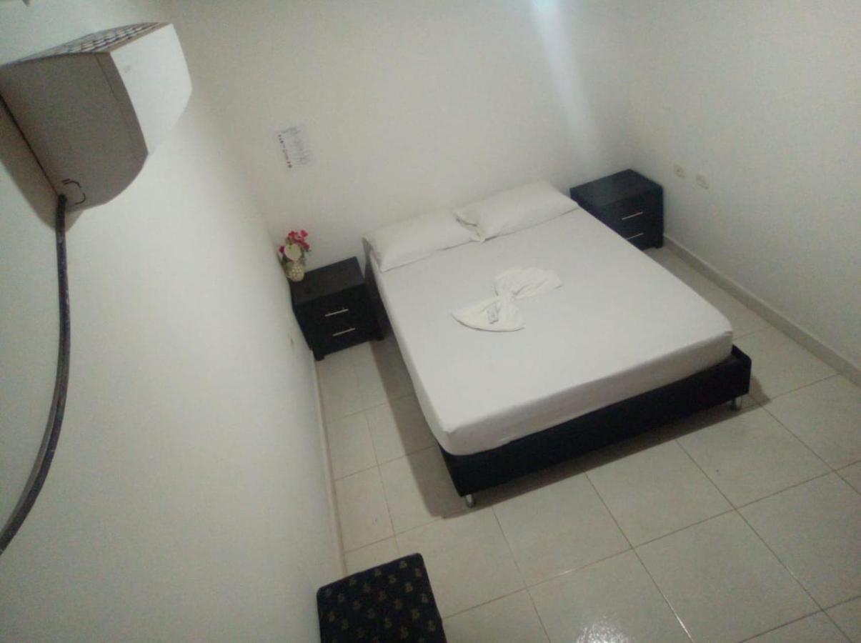 וילה-וייחה Hostal Sarita מראה חיצוני תמונה